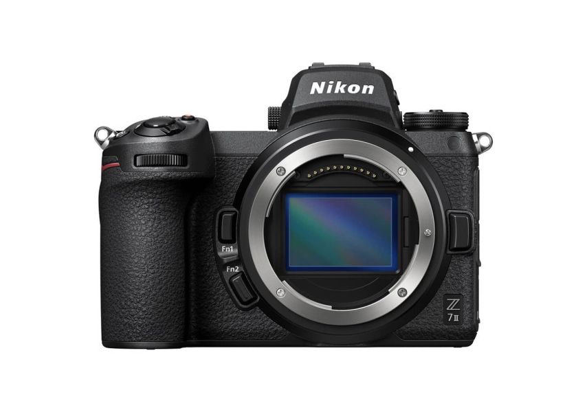 Nikon Z7 II Cámara sin espejo vista frontal